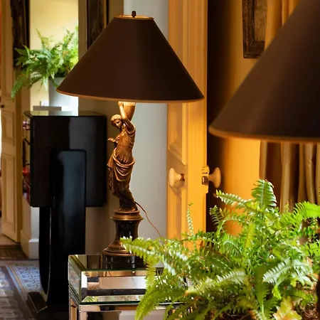 Le Clos De Villeroy Bed & Breakfast