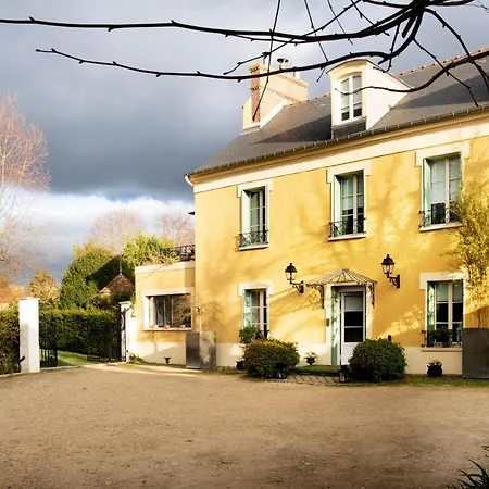 ベッド・アンド・ブレックファスト Le Clos De Villeroy 3*